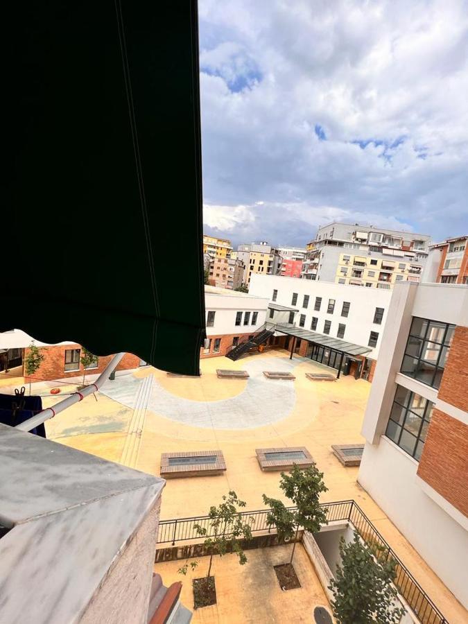 What's Up Apartmán Tirana